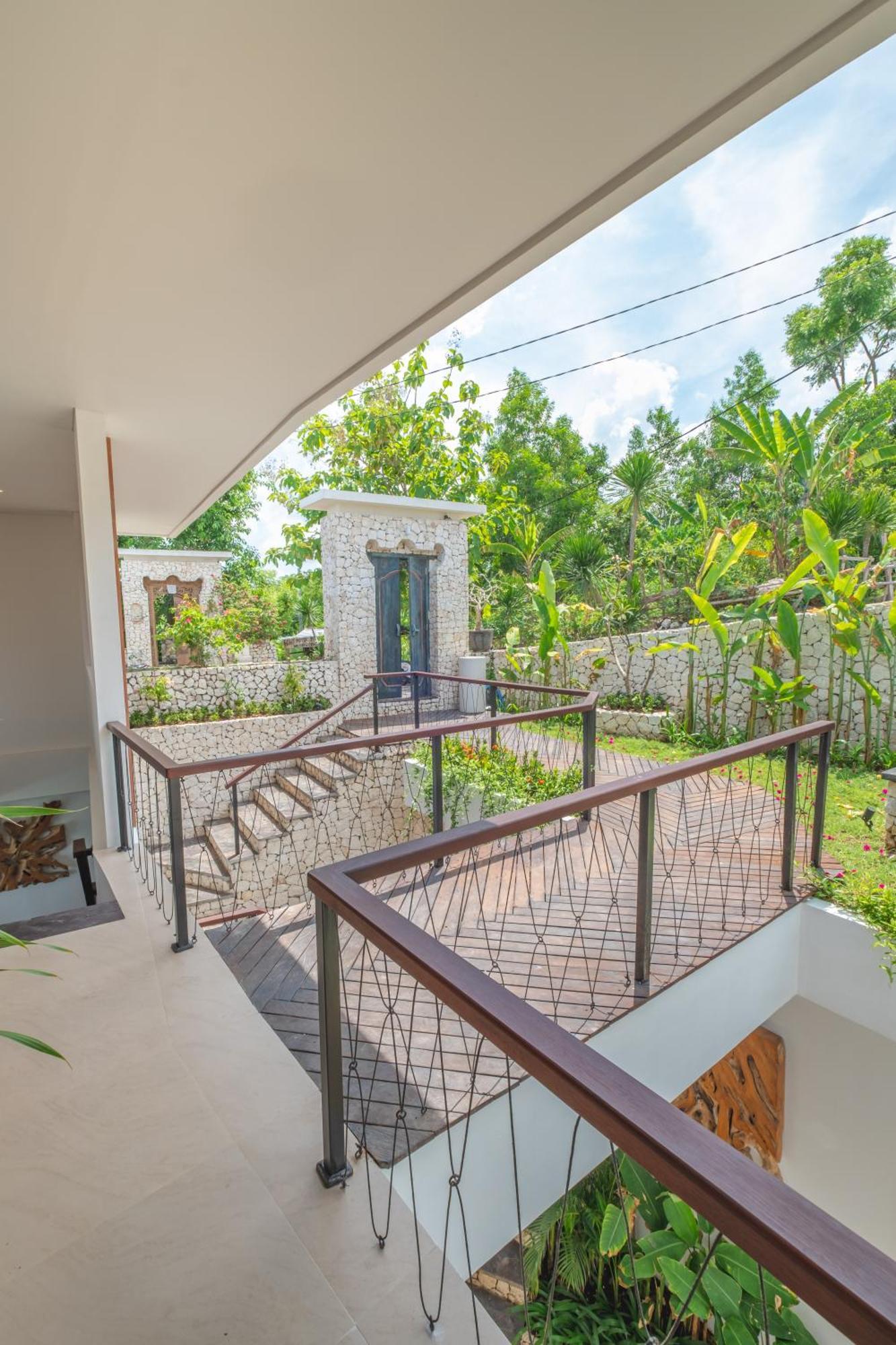 Villa Kaliente Toyapakeh 外观 照片